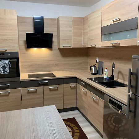 Apartmánový dom Magda Vrbov Exterior foto